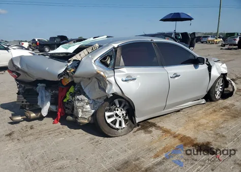 2016 Nissan Altima 2.5 из США, поврежденный, VIN 1N4AL3AP8GN362380